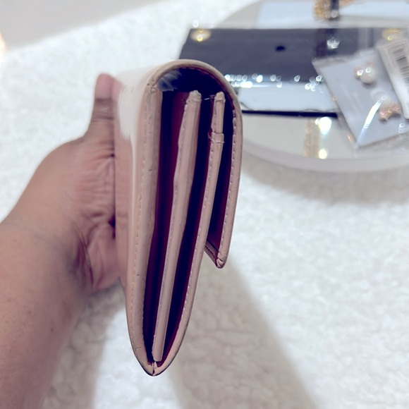 Cartier Light pink Long Wallet with Free Unbranded Chain with Felt & Earrings - Picture 15 of 16